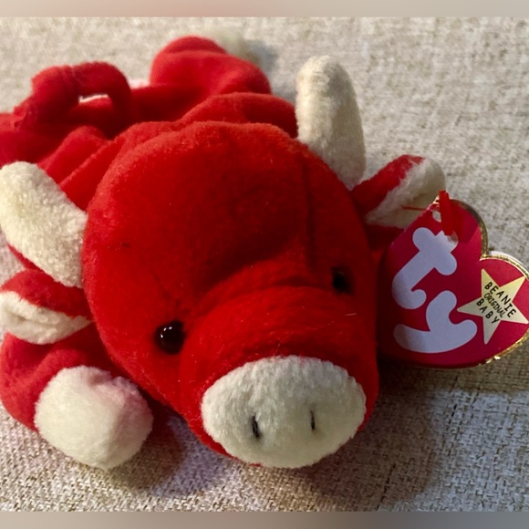 💥Although Snort is not so tall
He loves to play basketball
He is a star player - Picture 6 of 10